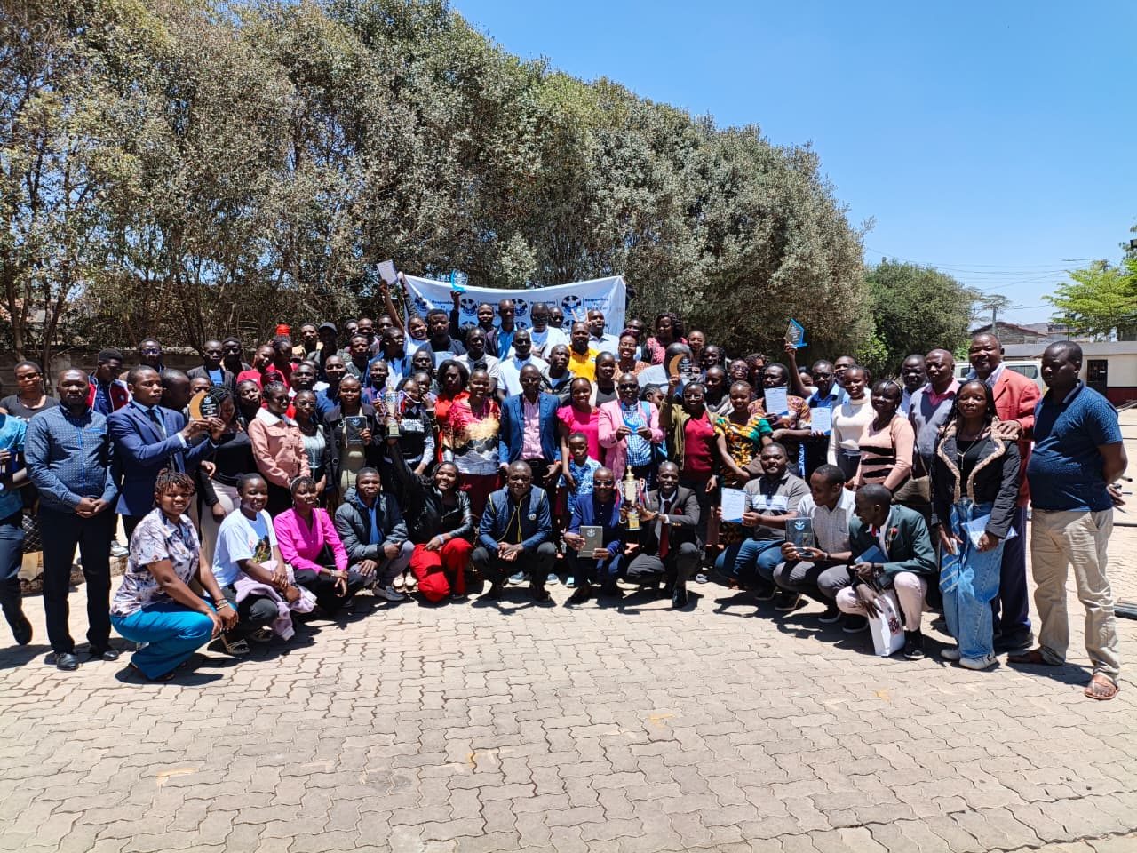 NET members gathered for a large group photo at a movement event